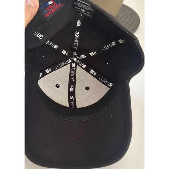 Pittsburgh Pirates New Era 39Thirty Flex Fit Hat Cap Black Size M/L - Picture 5 of 7